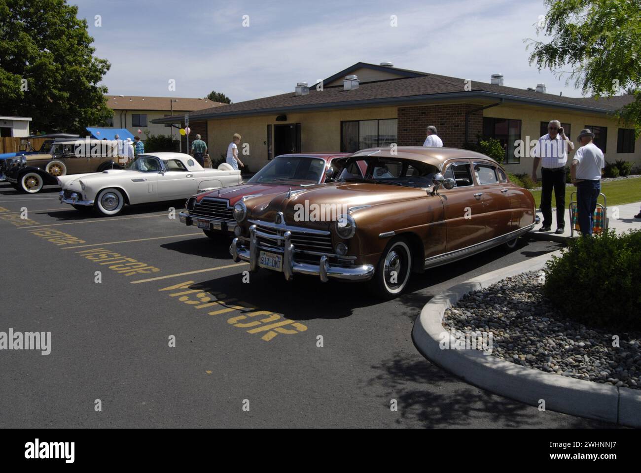 LEWISTON/IDAHO STATE/USA Senior citizen at R oyal Plaza Retirement