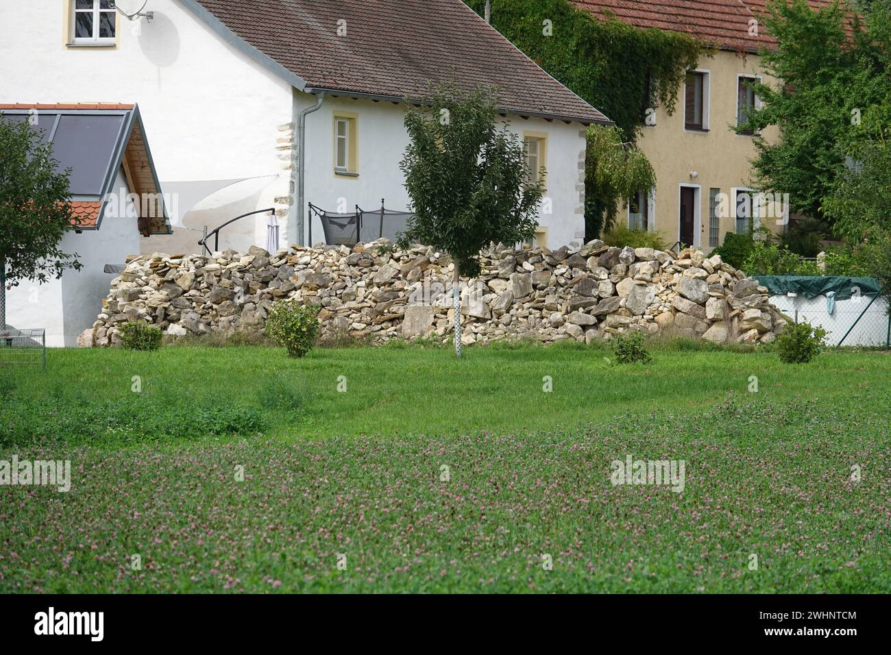 Fieldstone wall Stock Photo