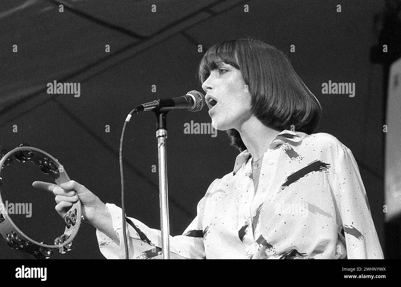 British Pop soul singer Kiki Dee preforming at the Queen Hyde park concert 18/9/1976 Stock Photo