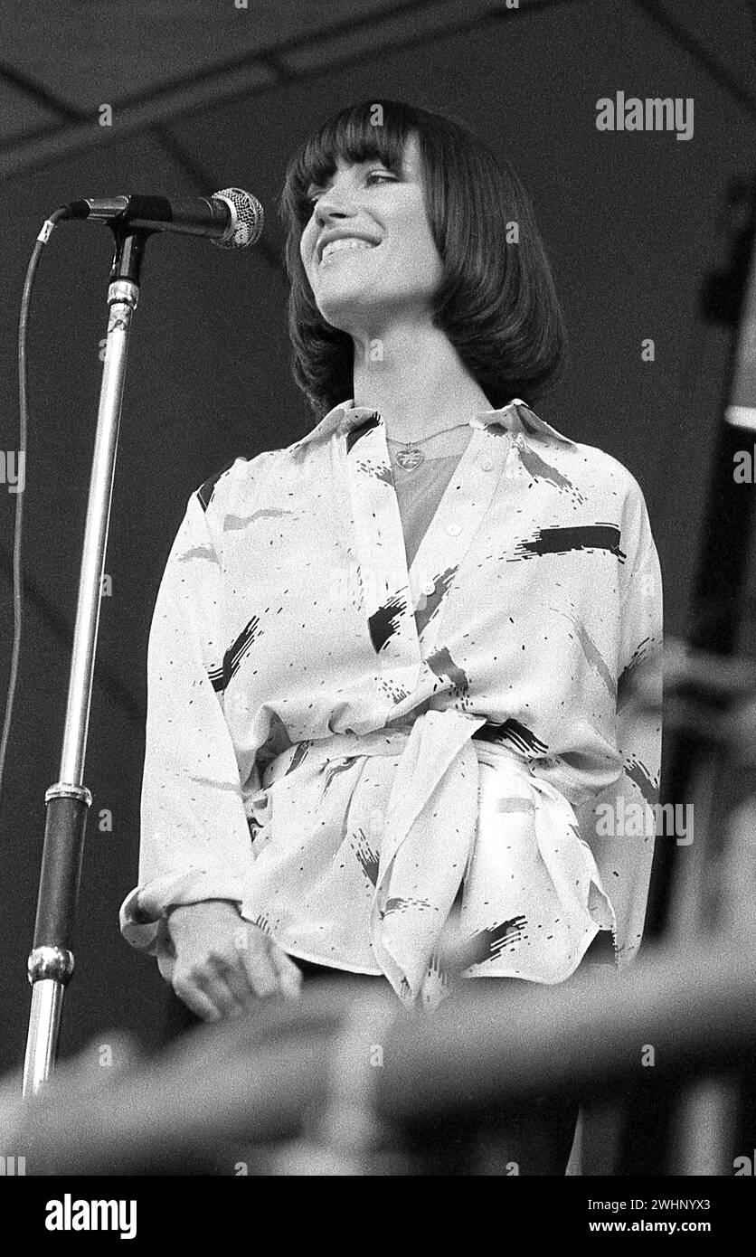 British Pop soul singer Kiki Dee preforming at the Queen Hyde park concert 18/9/1976 Stock Photo