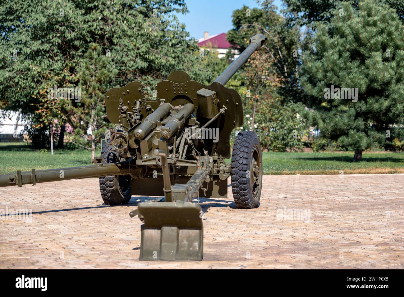 Weapons military equipment on hi res stock photography and images Alamy Weapons military equipment on hi res stock photography and images Alamy