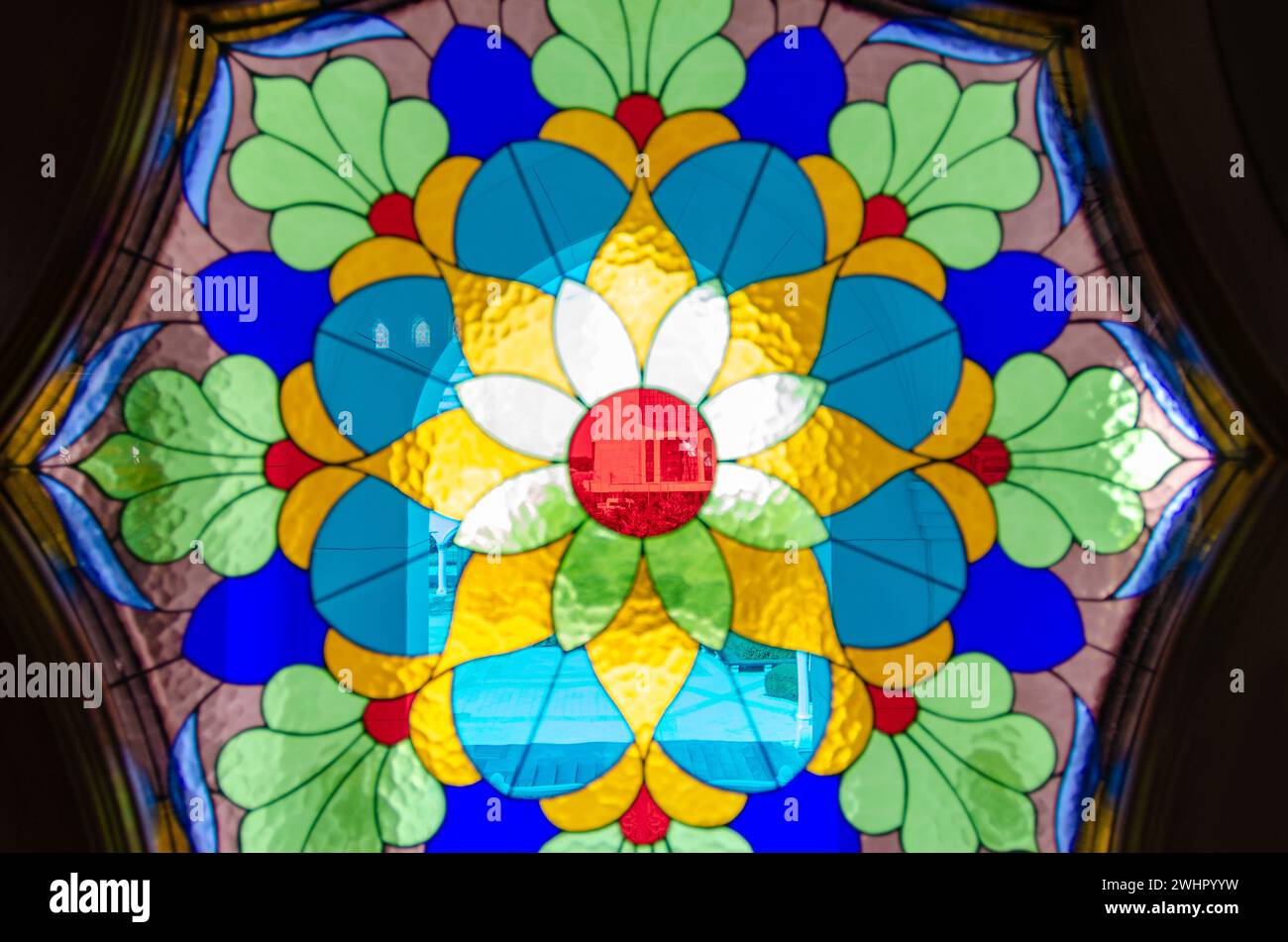 Stained glass texture close up hi-res stock photography and images - Alamy