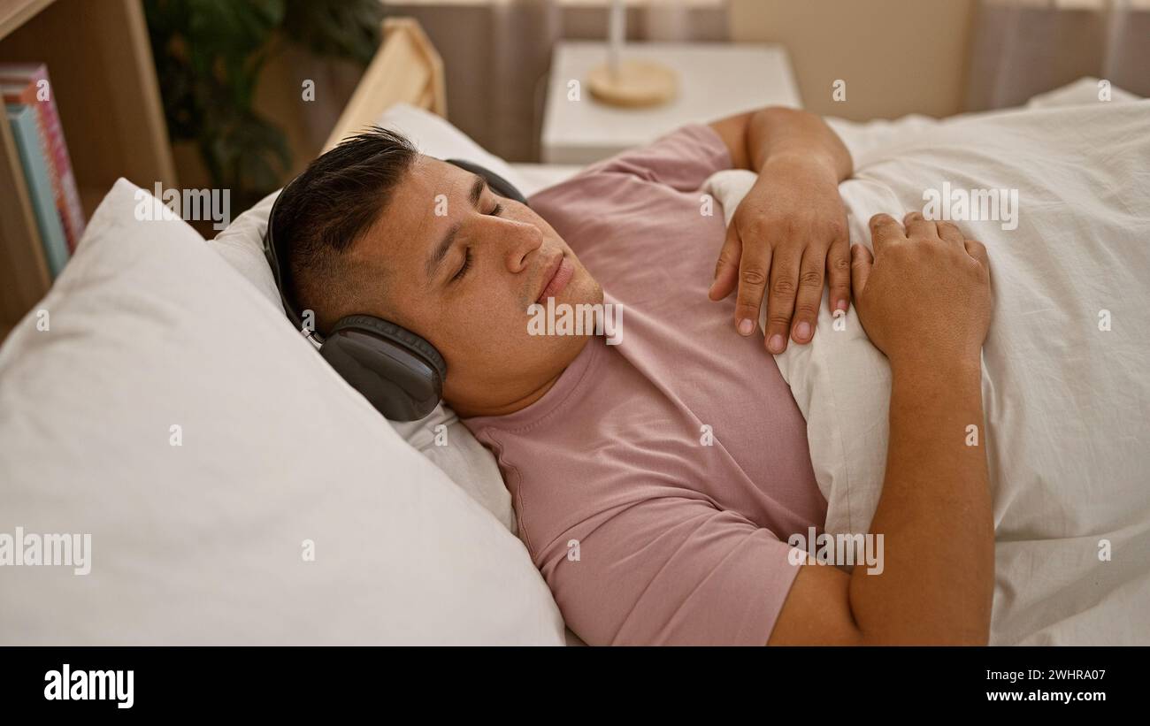 Man Falling Asleep With Earbuds Fall Asleep Sleeping With Music