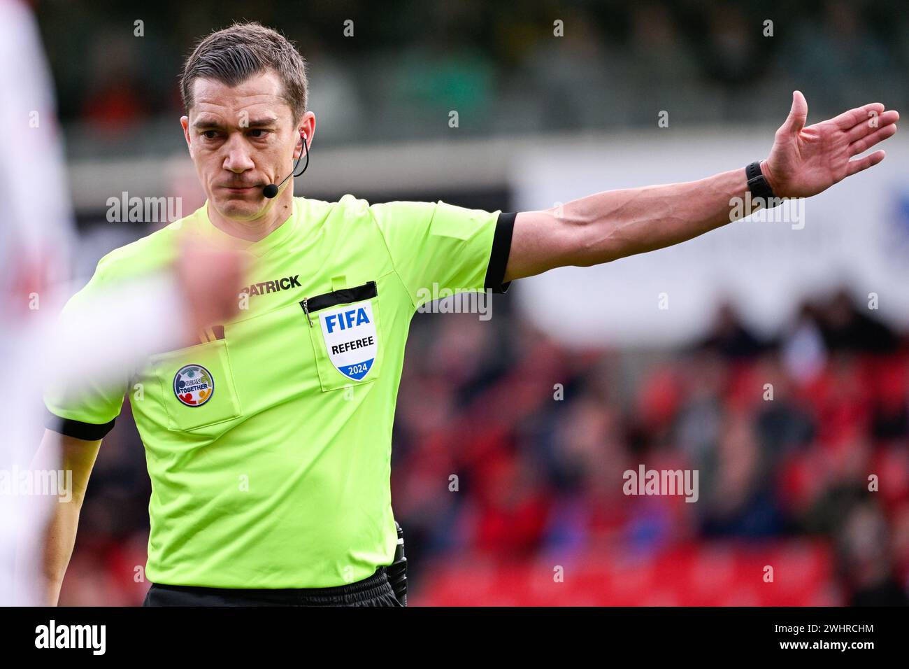 Brussels, Belgium. 11th Feb, 2024. referee Jonathan Lardot pictured during a soccer match between RWD Molenbeek and Royal Antwerp FC, Sunday 11 February 2024 in Brussels, on day 25 of the 2023-2024 season of the 'Jupiler Pro League' first division of the Belgian championship. BELGA PHOTO LAURIE DIEFFEMBACQ Credit: Belga News Agency/Alamy Live News Stock Photo