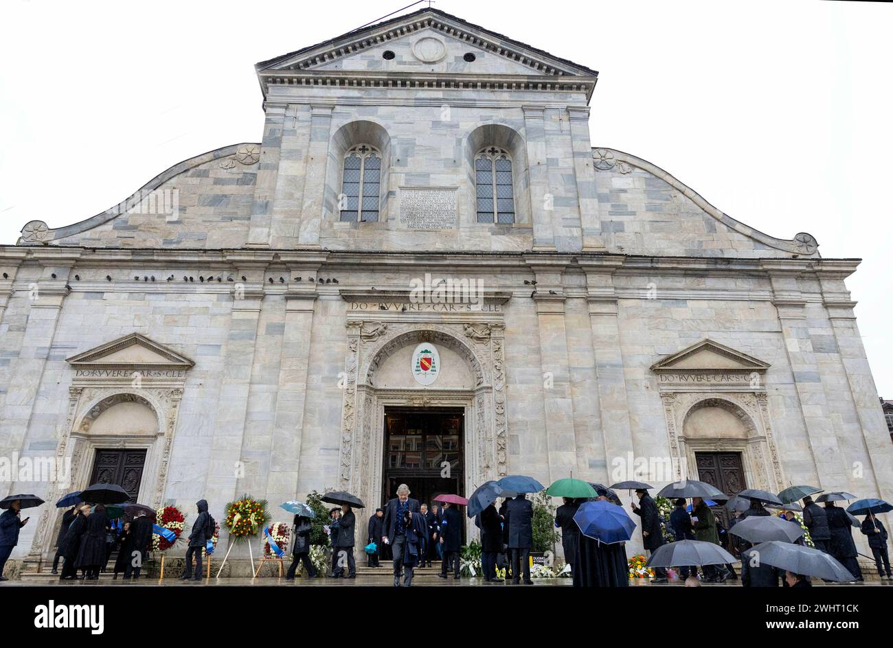 Turin, Italien. 10th Feb, 2024. Guests arrives at the Duomo di Torino, on February 10, 2024, to attend the funeral ceremony of HRH Prince Vittorio Emanuele of Savoy (12-2-1937  3-2-2024), the last Crown Prince of Italy Credit: Albert Nieboer/Netherlands OUT/Point de Vue OUT/dpa/Alamy Live News Stock Photo