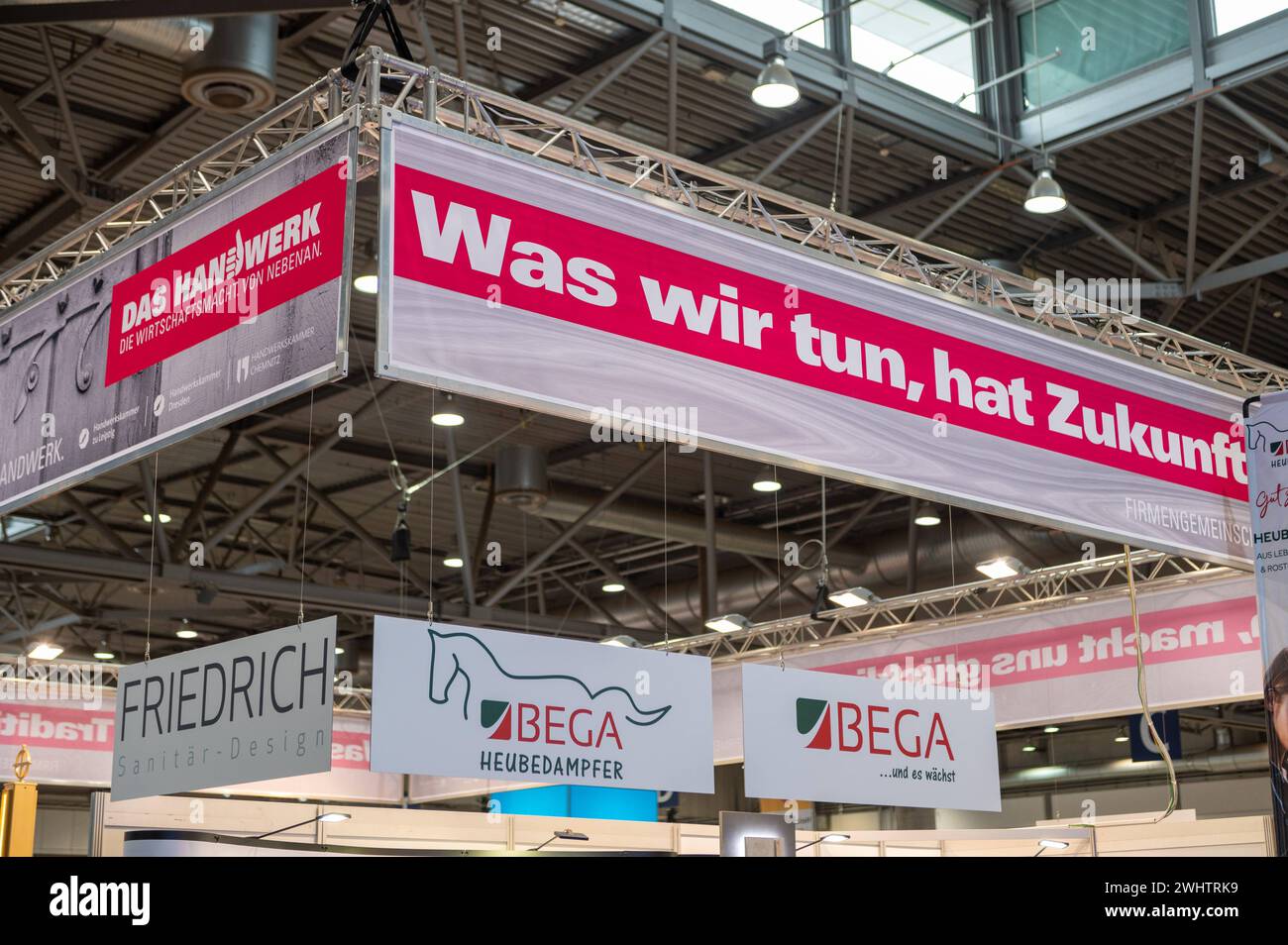 Leipzig Tausnde Besucher am ersten Wochenende 750 Aussteller zeigen
