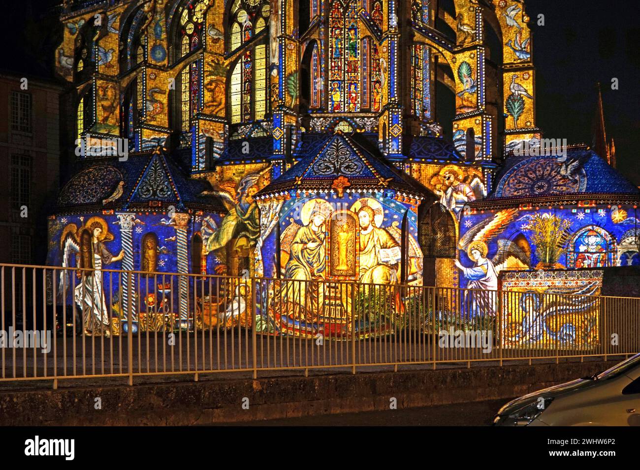 Chartres Light A la cathedrale notre dame de chartres hi-res stock photography and ...
