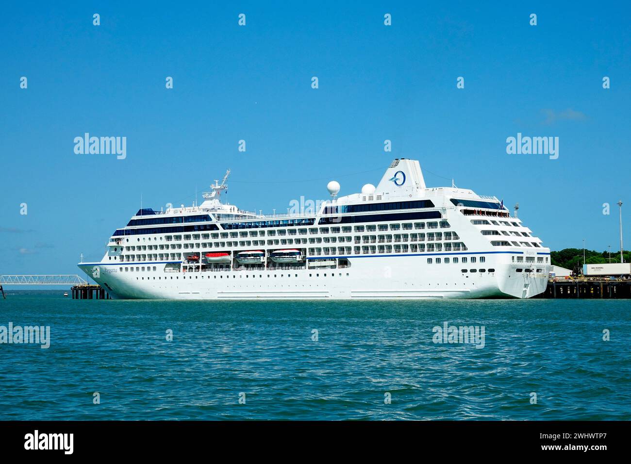 Oceania Regatta Cruise Ship Docked Darwin Australia Northern Territory Timor Sea Stock Photo