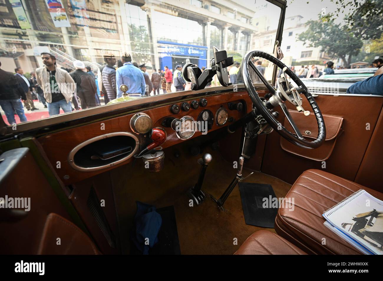Vintage car rally delhi 2024 hires stock photography and images Alamy