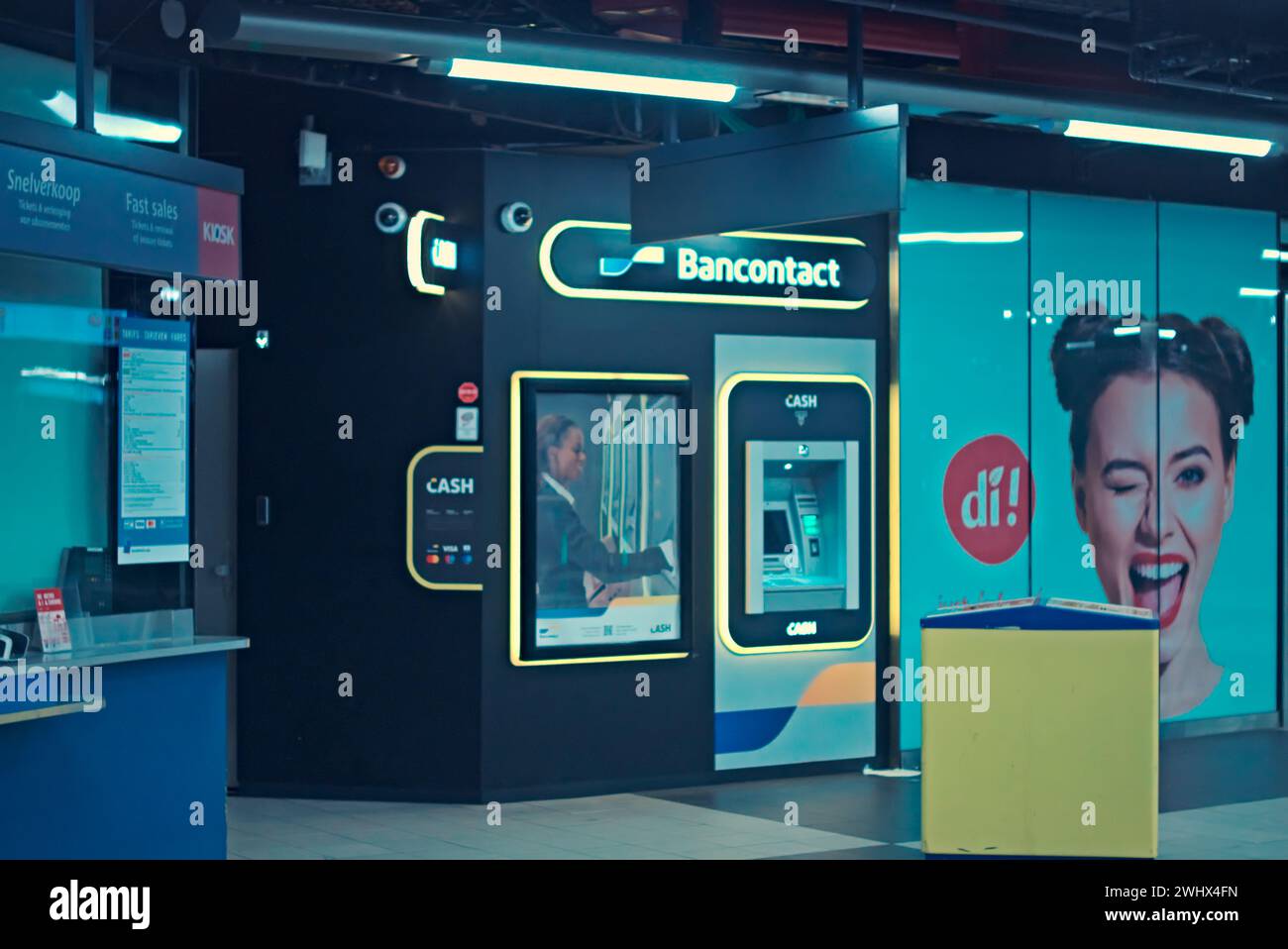 Subway shop interior hi-res stock photography and images - Alamy