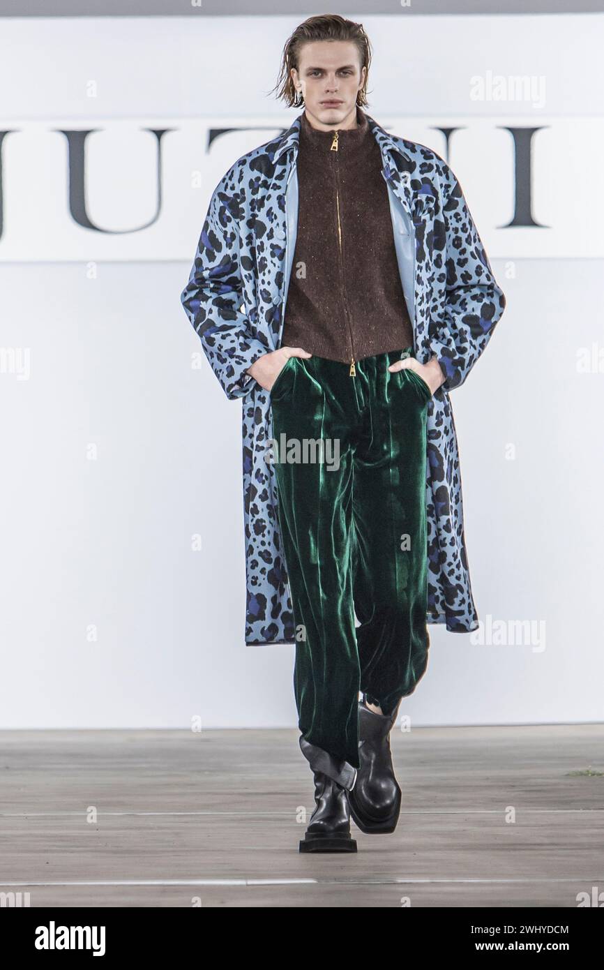 February 11th 2024 - New York,USA - Juzui Fall Winter 2024 runway at New York Fashion Week. Photo Credit: Rudy K Stock Photo