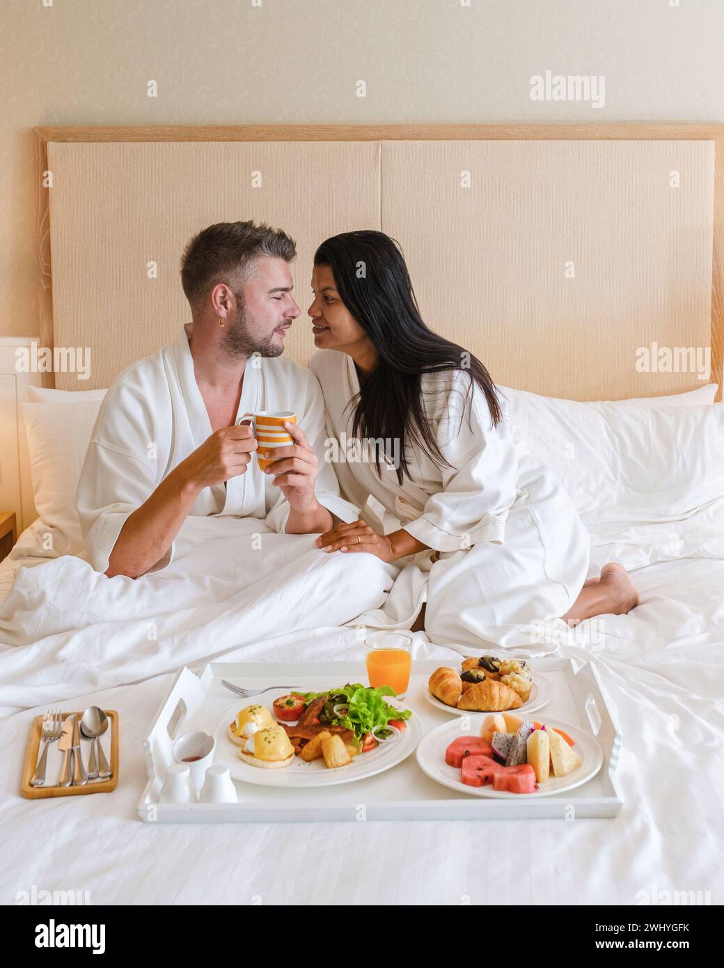 african-american-couple-in-bed-hi-res-stock-photography-and-images-alamy