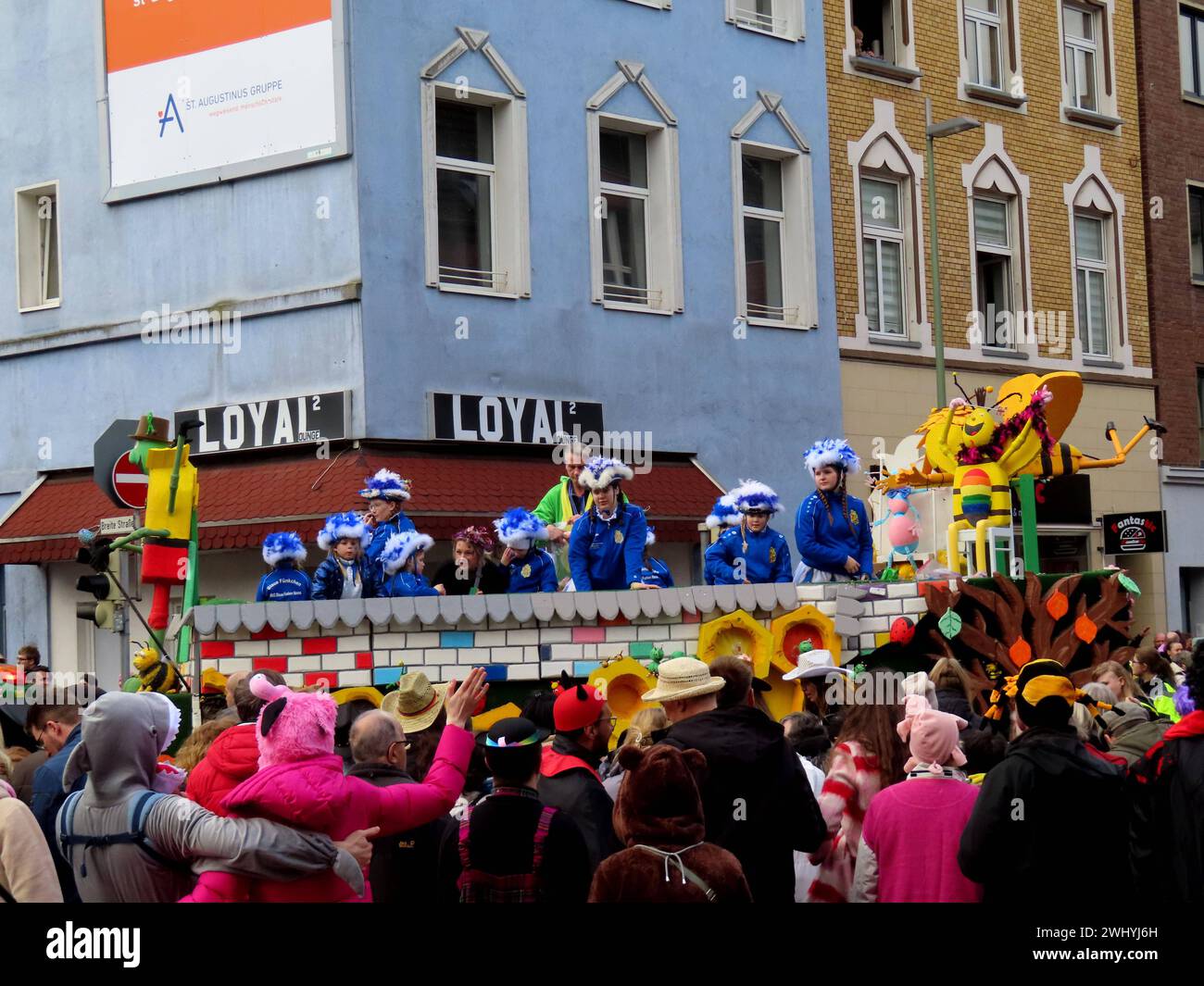 Regenbogen Weste Aus Neon-Plüsch – Einheitsgröße, Für Hippie-Kostüme & Karneval