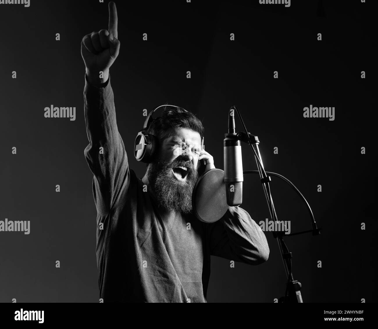 Wearing microphone Black and White Stock Photos & Images - Alamy