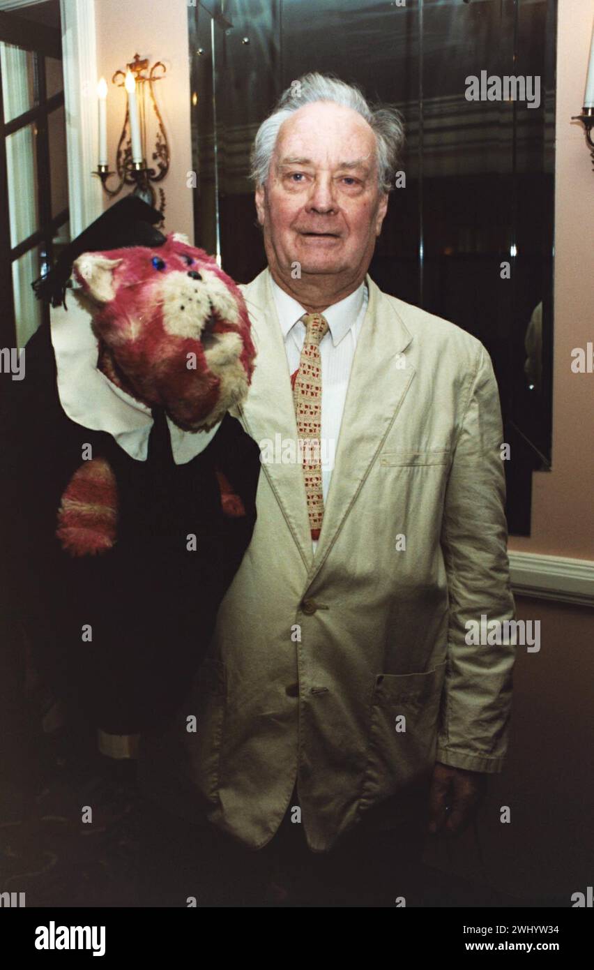 File photo dated 10/04/01 of Oliver Postgate with Bagpuss at the Oldie of the Year Awards at Simpson's in the Strand, London. The family of the creators of the popular children's show Bagpuss have said the series was 'very demanding' to make as the cat character celebrates 50 years. Issue date: Monday February 12, 2024. Stock Photo