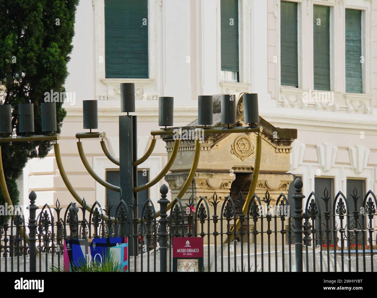 Jewish museum rome hi-res stock photography and images - Alamy