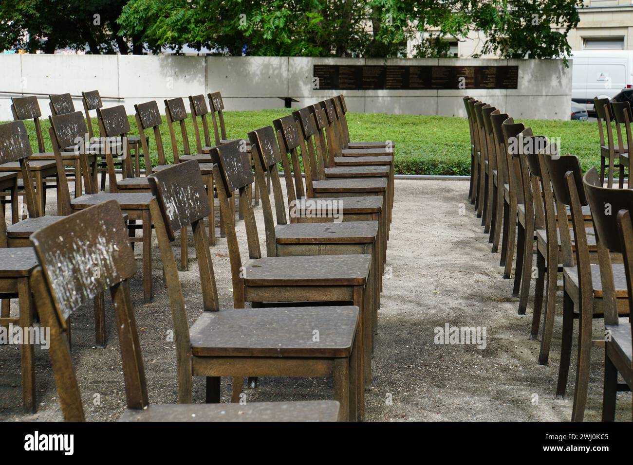 Gedenkstätte am Ort der großen Gemeindesynagoge für die während der