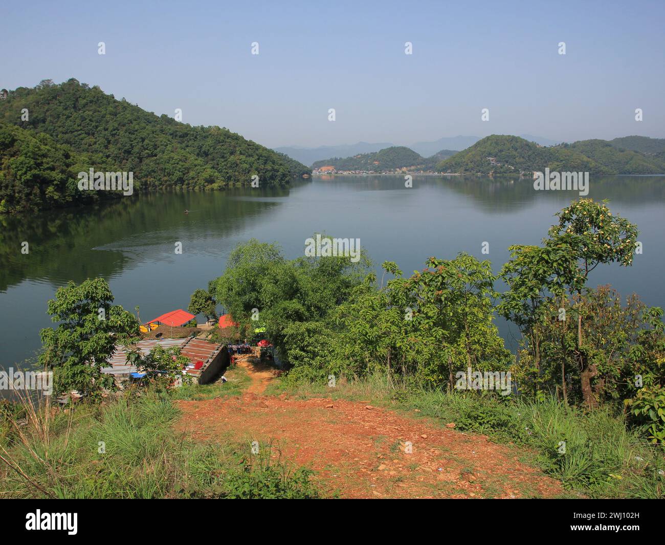 Green surroundings of Lake Begnas, Nepal Stock Photo - Alamy