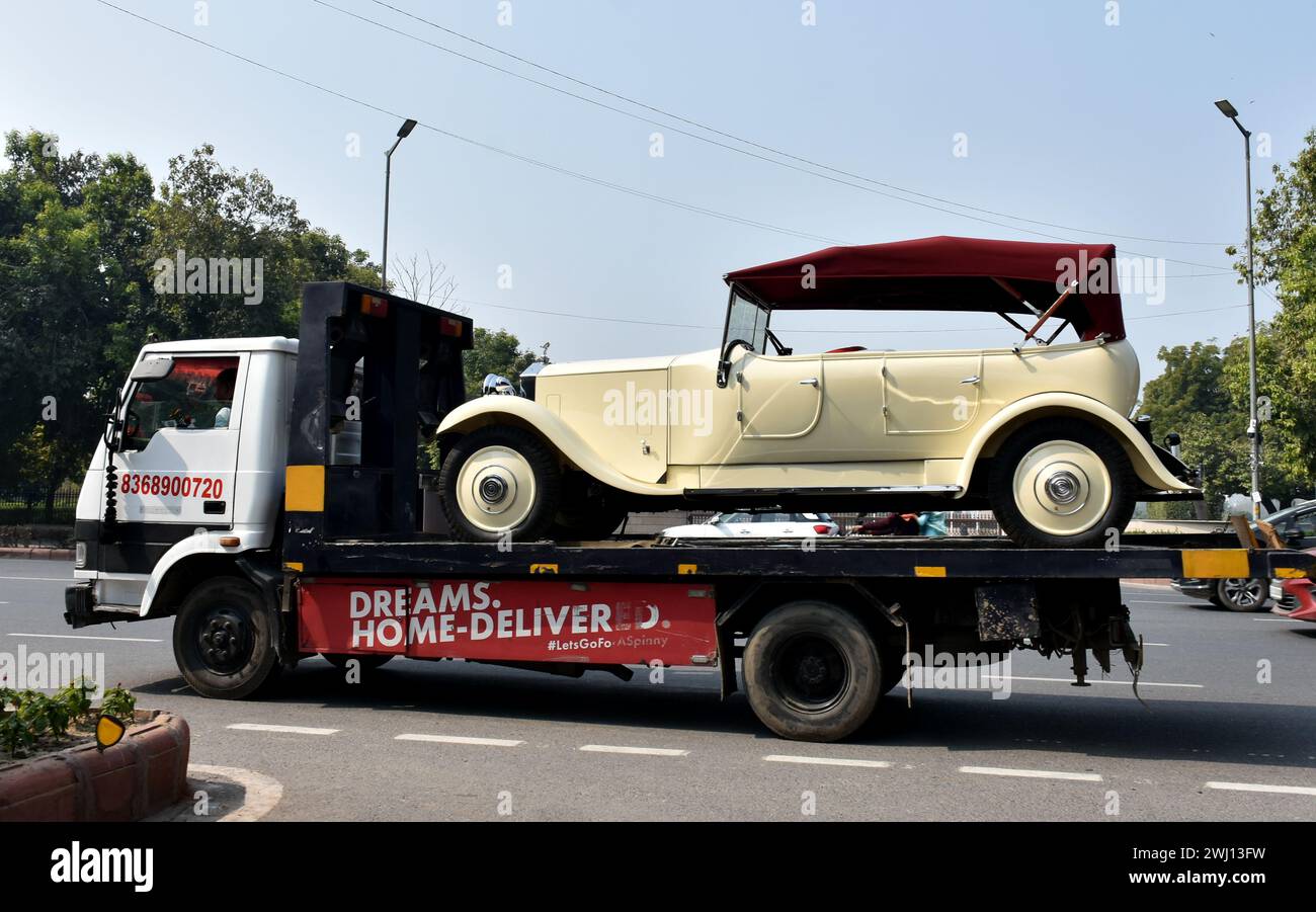 Vintage car rally delhi 2024 hires stock photography and images Alamy