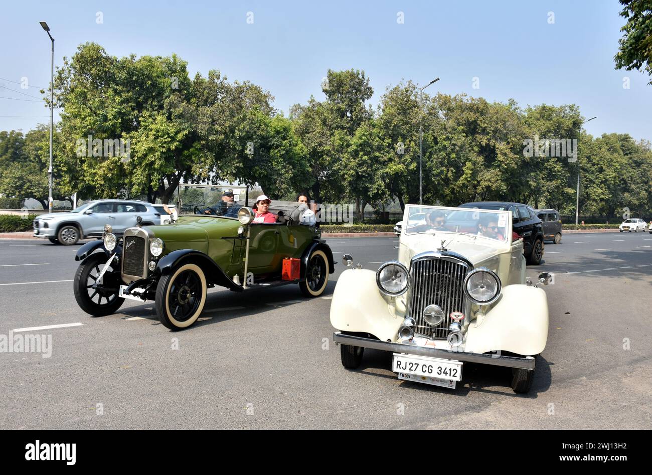Vintage car rally delhi 2024 hires stock photography and images Alamy