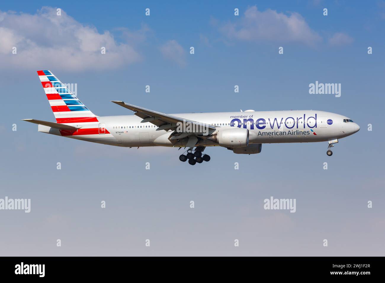 American Airlines Boeing 777-200ER aircraft OneWorld special livery Dallas Fort Worth Airport in the USA Stock Photo
