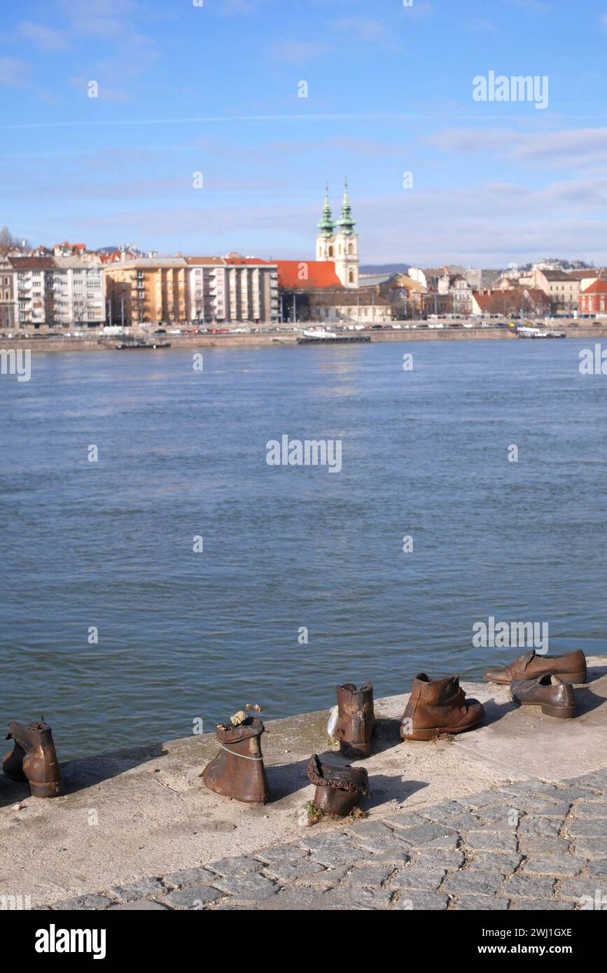 The shoes on the Danube memorial to Hungarian Jews shot by fascist Arrow Cross militiamen in 1944-45, Danube embankment, Budapest, Hungary Stock Photo