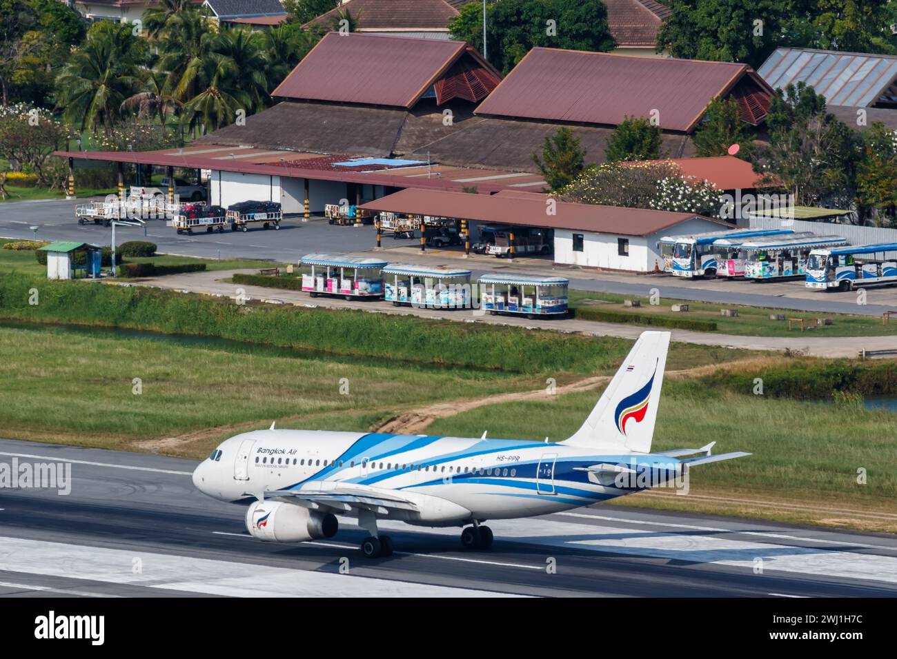 Bangkok Air Airbus A319 airplane Ko Samui Airport in Thailand Stock Photo