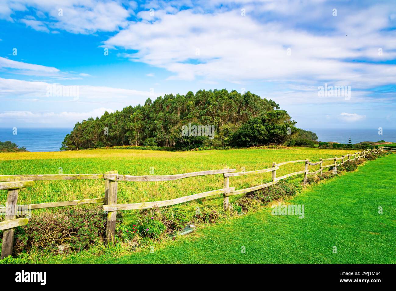 The fields fenced with wooden fences Stock Photo - Alamy