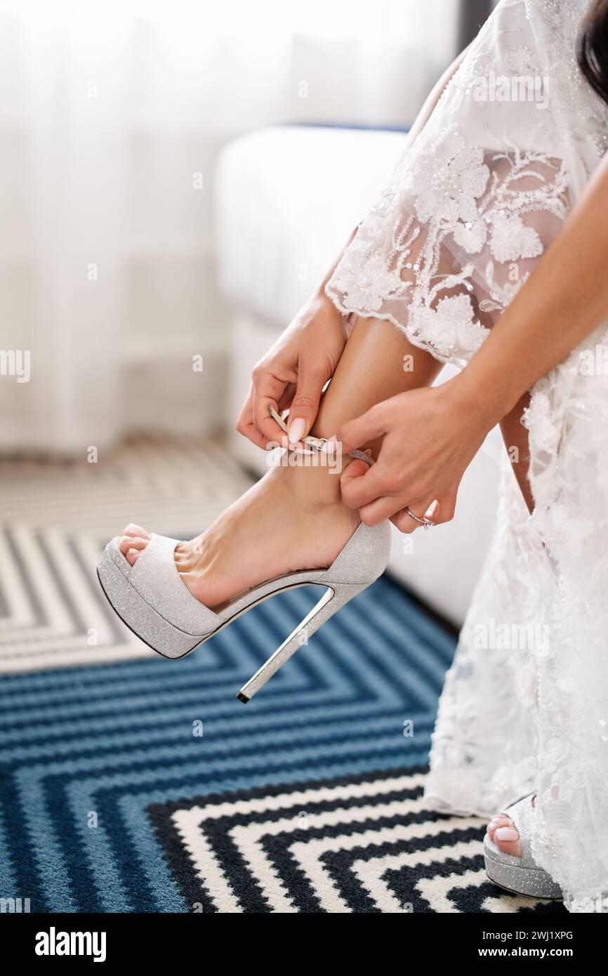 Bed hotsell heels shoes