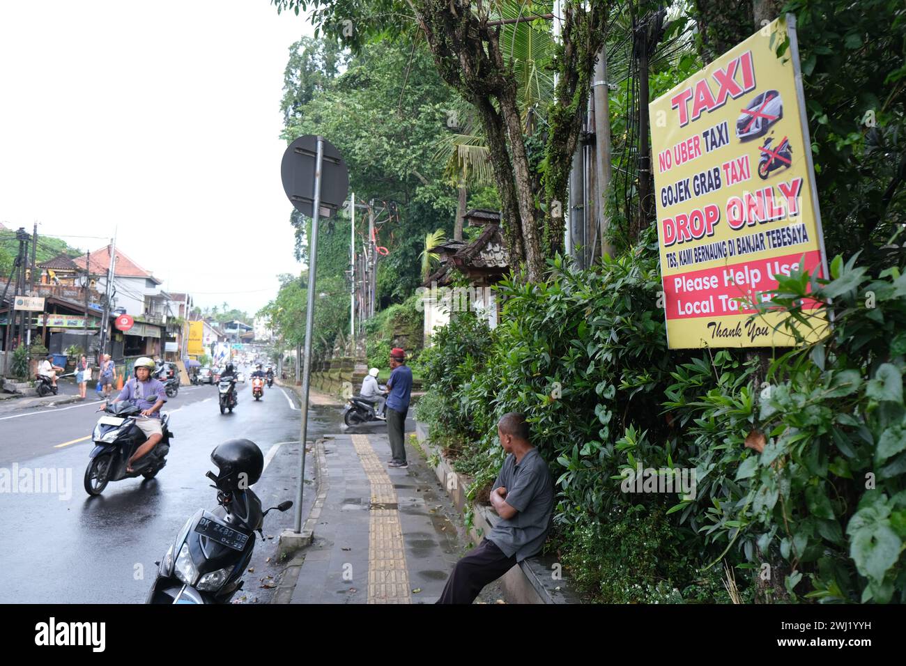 Poster telling people they can't use Uber and other ridehailing apps