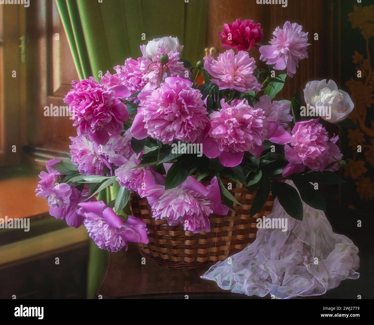 Still life with bouquet of pink peonies Stock Photo - Alamy