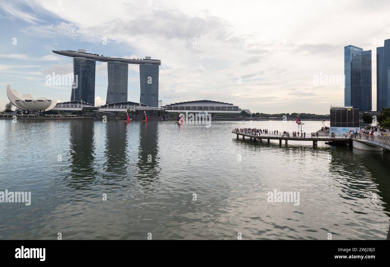 Singapores marina bay merlion hi-res stock photography and images - Alamy