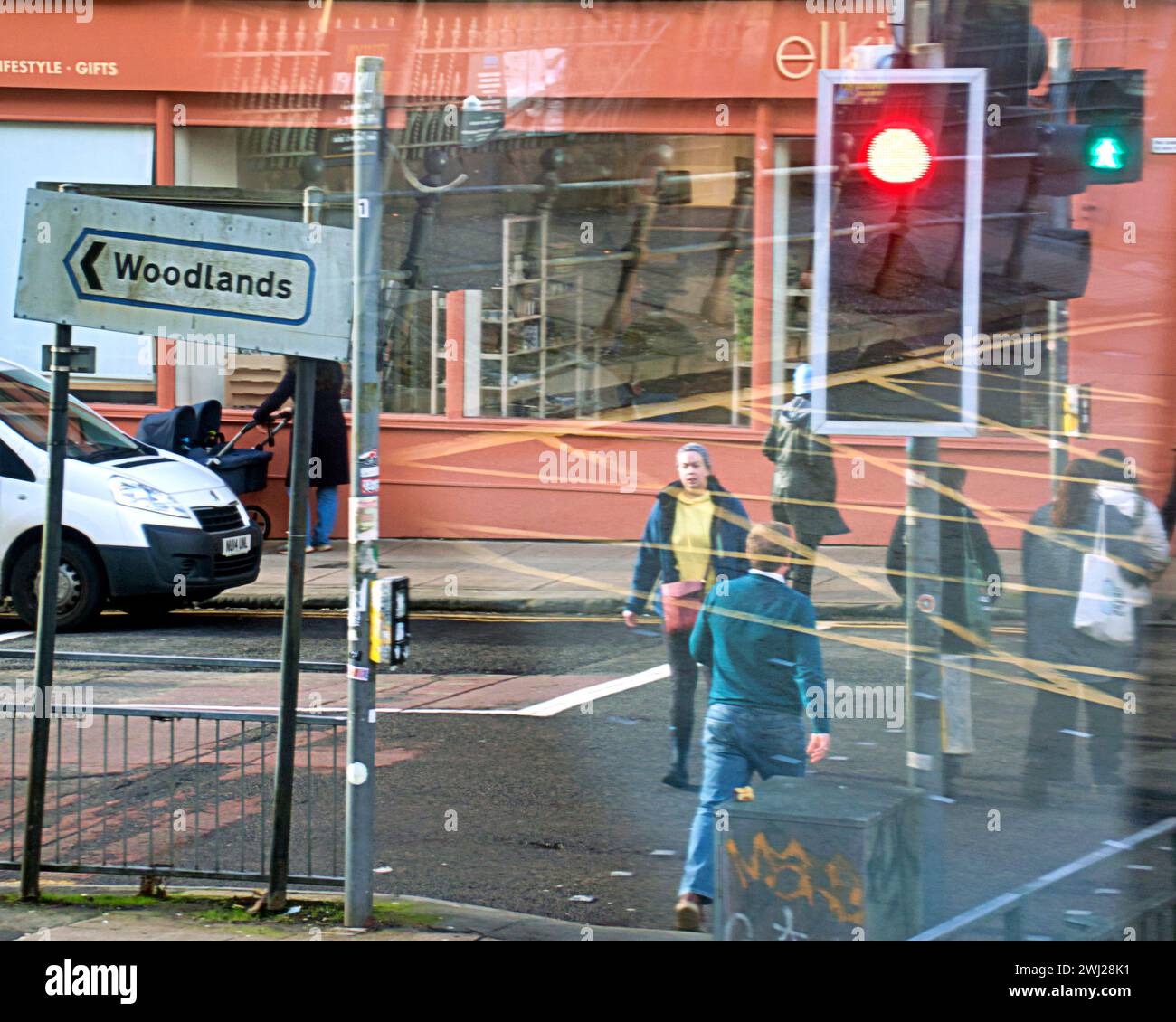 Glasgow, Scotland, UK. 12th February, 2024. UK Weather:  West end traffic problems in woodlands  Cold start saw locals on the streets in the centre of the city. Credit Gerard Ferry/Alamy Live News Stock Photo