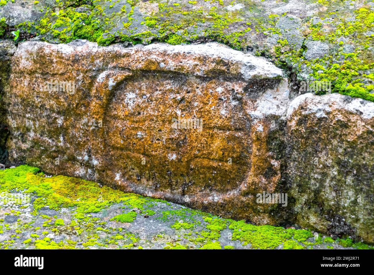 Tulma Sign Tulum sign in stone hi-res stock photography and images - Alamy