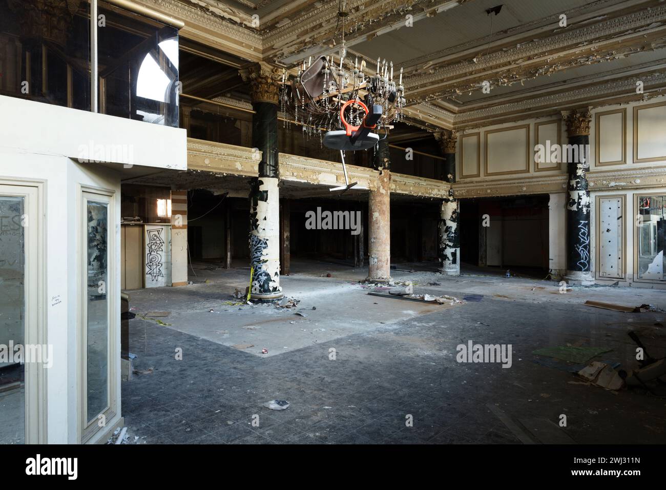 The lobby inside the Royal Connaught Hotel before renovations in Hamilton, Ontario, Canada Stock Photo