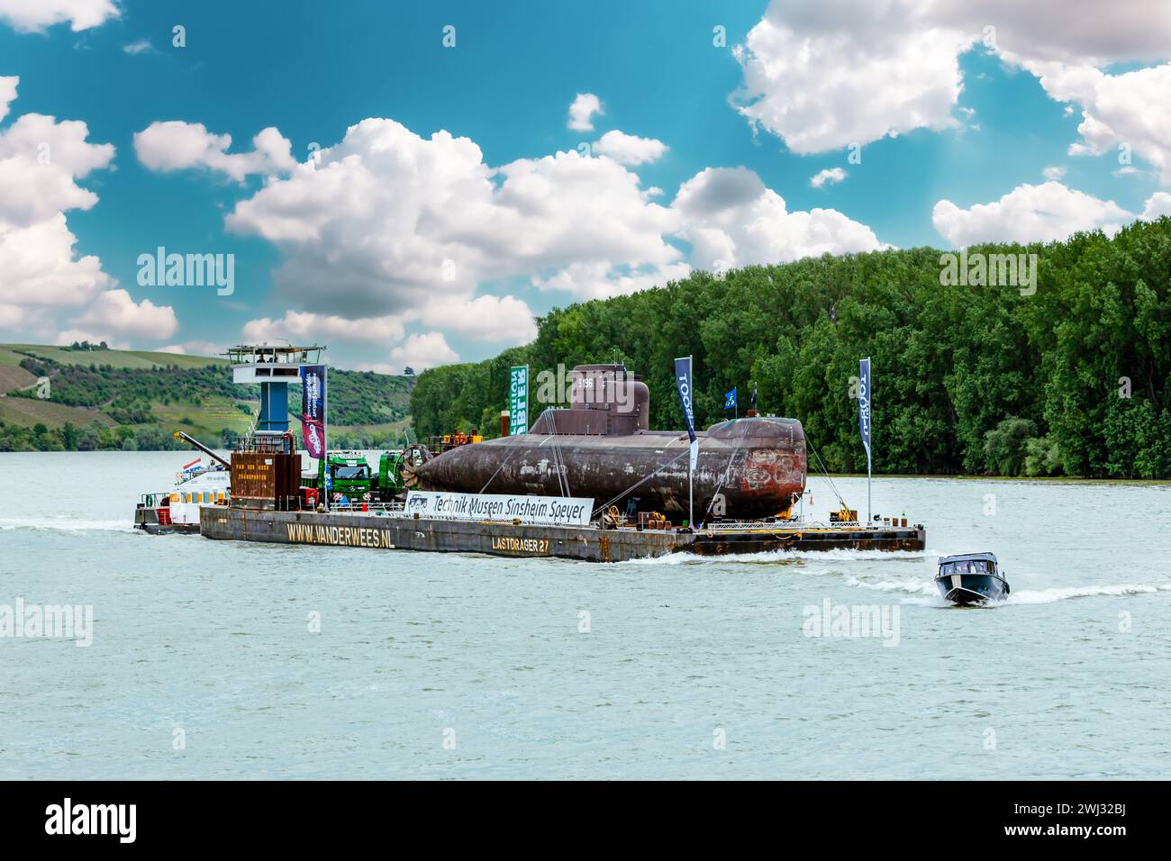 Nierstein, Germany, May 16 2023: TRANSPORT HISTORY. U17 submarine of the German Navy on the river Stock Photo