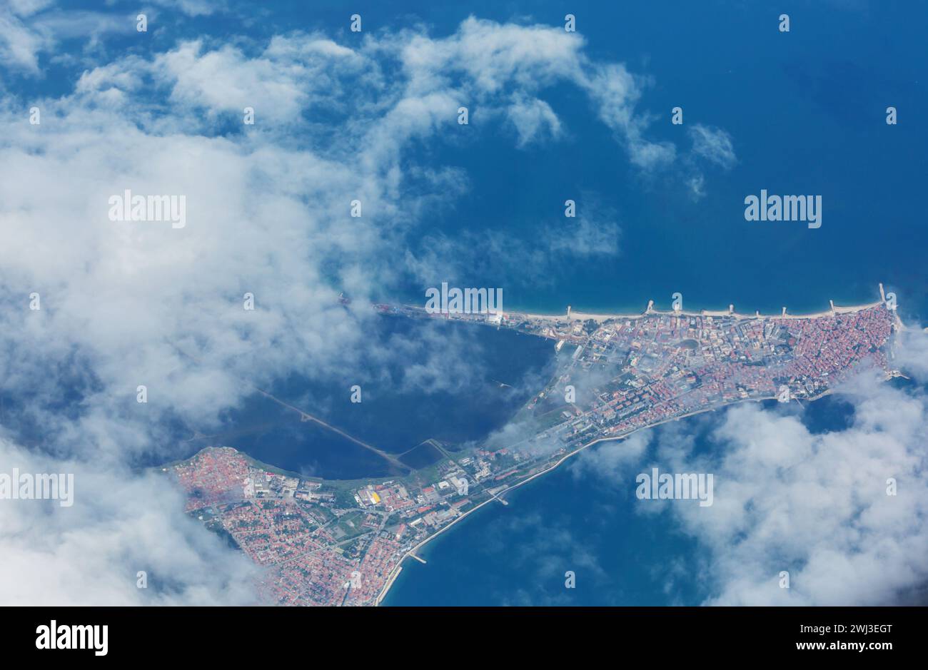 Air fields light aircraft hi-res stock photography and images - Alamy