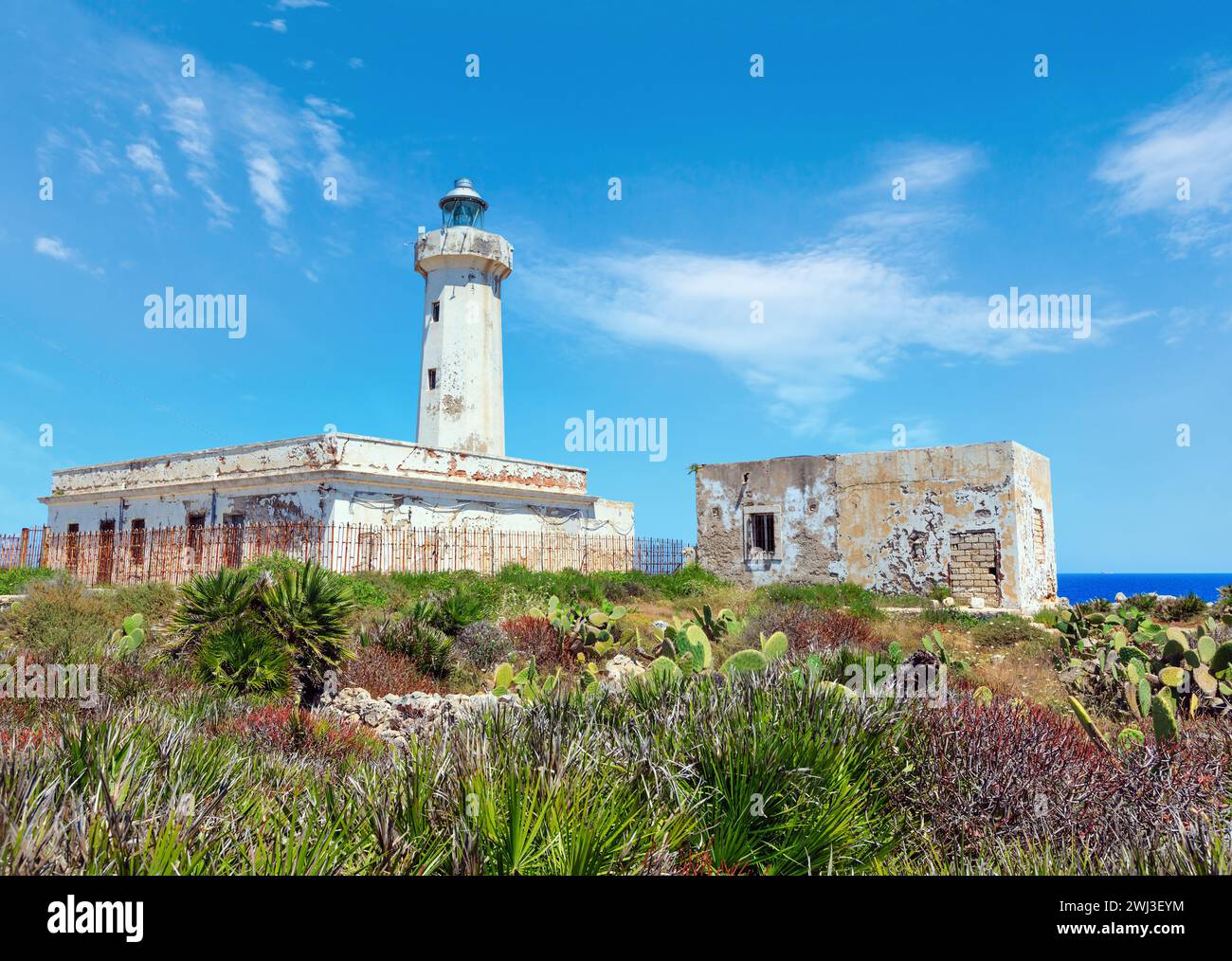 Capo Murro di Porco lighthouse, Syracuse, Sicily, Italy Stock Photo