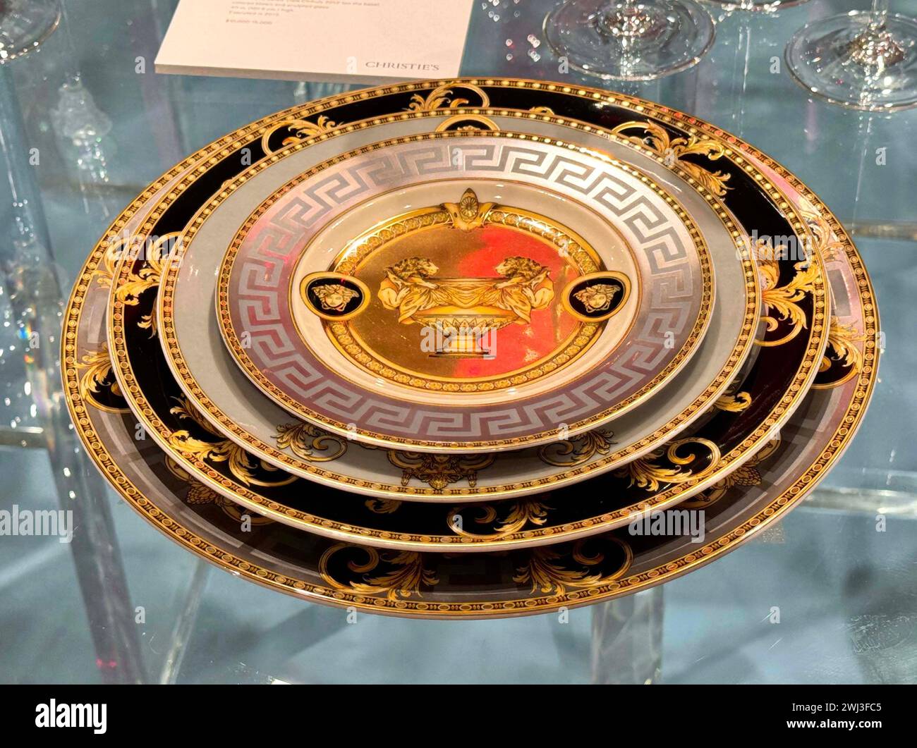 Eltons versace hi-res stock photography and images - Alamy