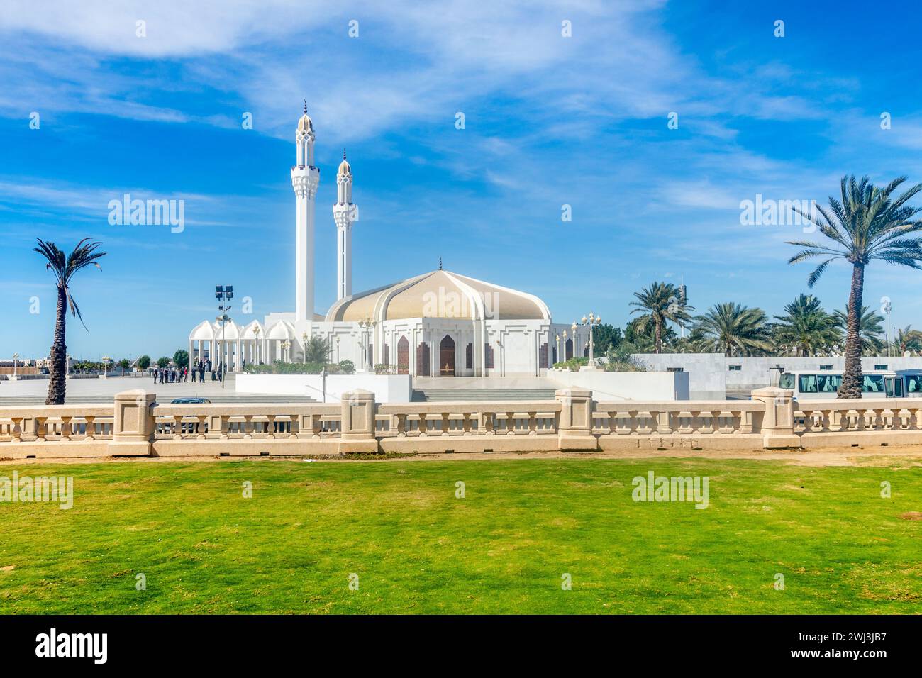 Hassan Enany golden domed mosque with lawn in foreground, Jeddah, Saudi Arabia Stock Photo