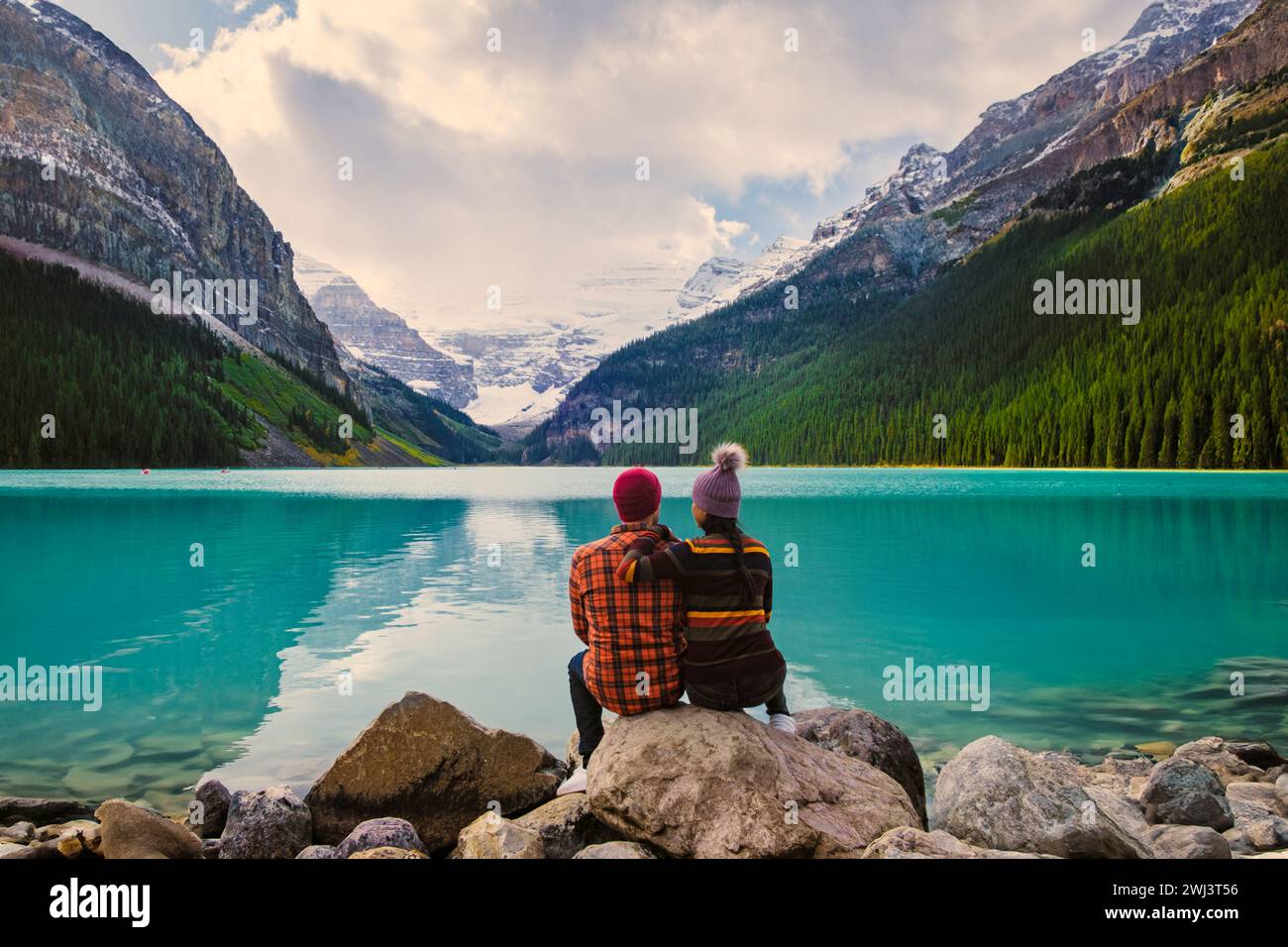 Lake Louise Banff national park, lake in the Canadian Rocky Mountains ...