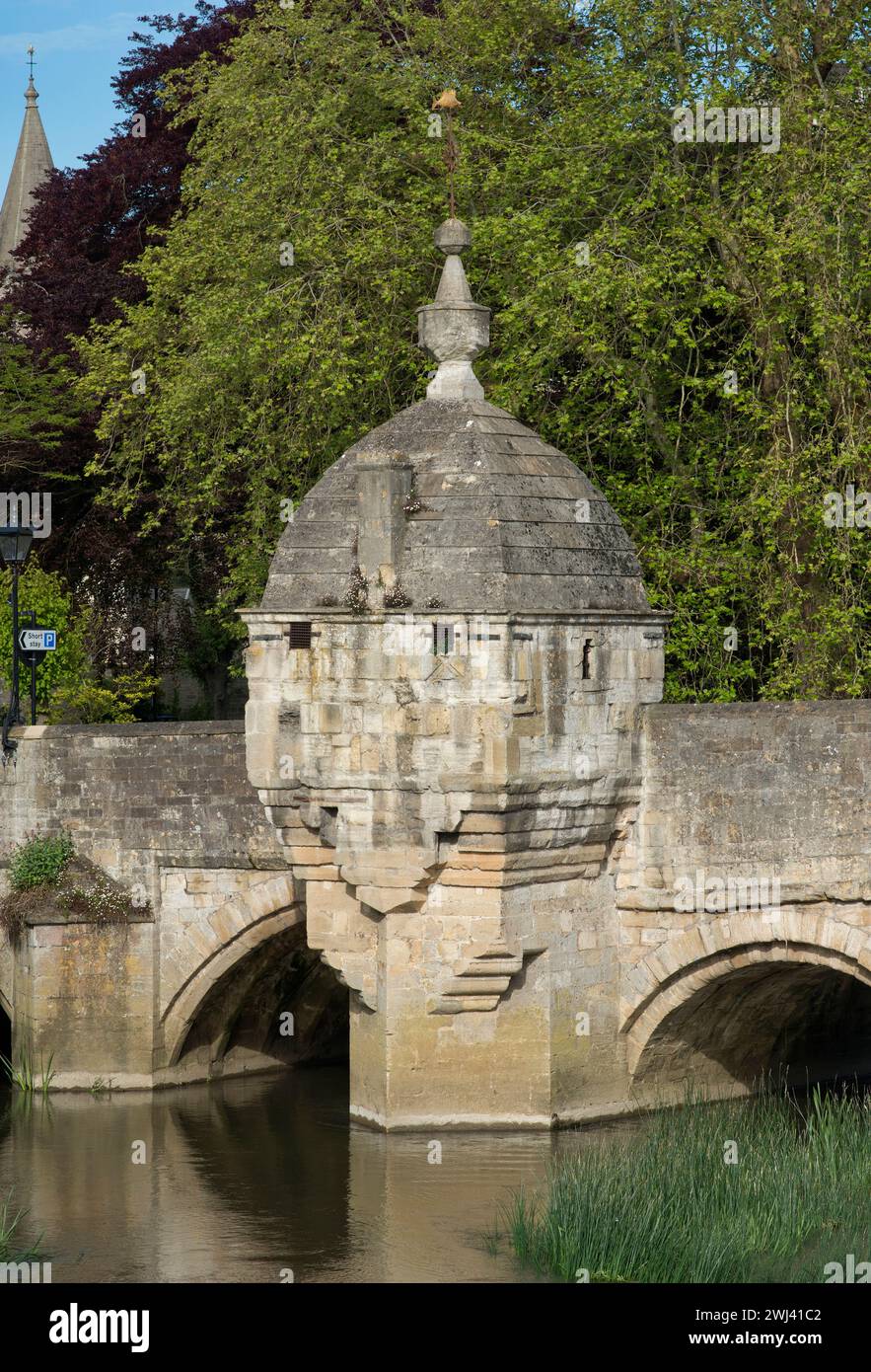 Village lock-ups.  Bradford-upon Avon, Wiltshire, the only example on a bridge, also known as 'The Chapel' and 'The Blindhouse' Stock Photo