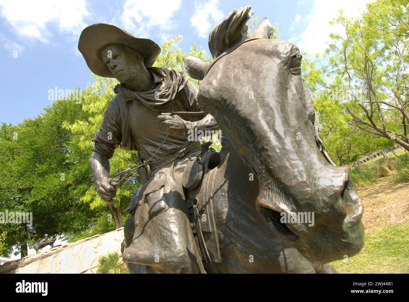 Pioneer Plaza Cattle Drive is the world's largest bronze monument. The ...