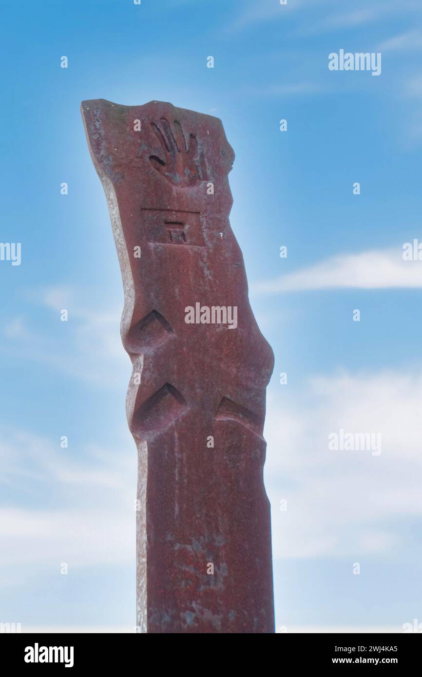 Binding and crucifixion; stele by Igael Tumarkin in Darmstadt Stock Photo