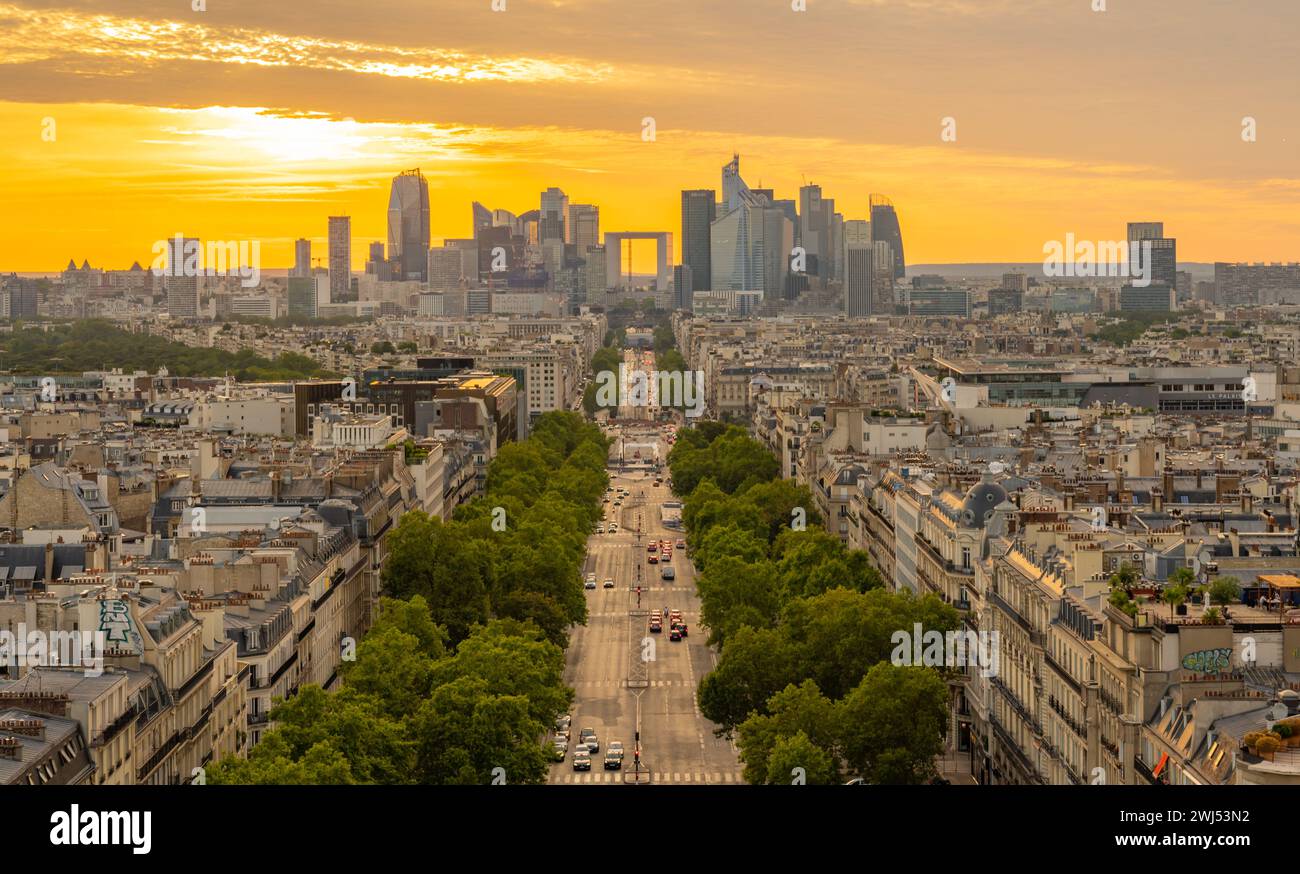 Arc de triomphe paris view hi-res stock photography and images - Alamy