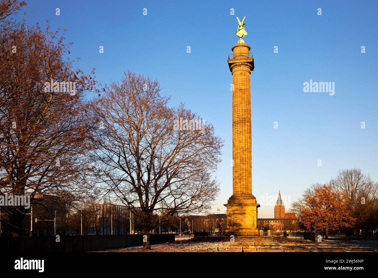 Waterloosauele mit Victoria, Siegessaeule zur Erinnerung an die