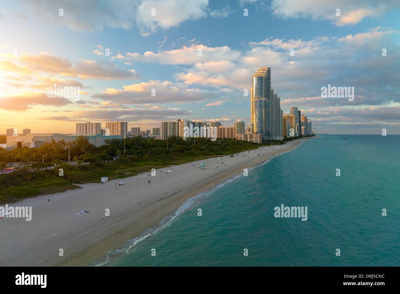 View of Miami beach condos on the water hi-res stock photography and images - Alamy