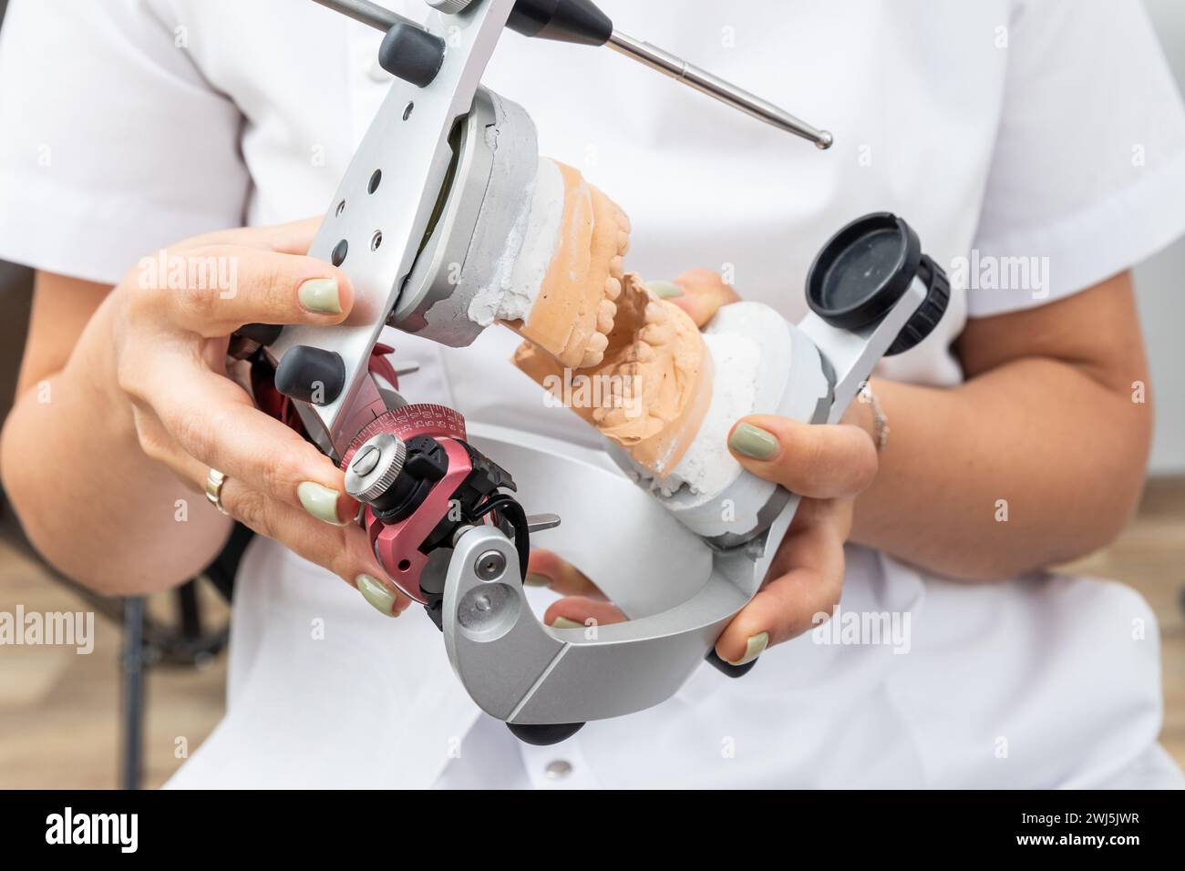 medical dental laboratory articulator occludator for determining