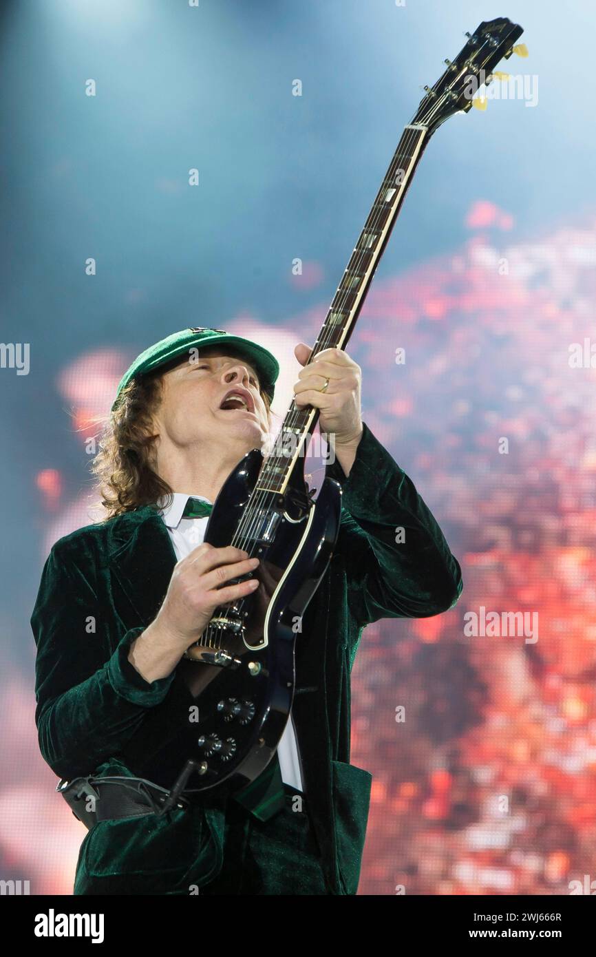 New zealand school uniform hi-res stock photography and images - Alamy