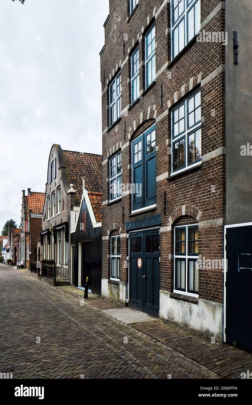 Kaaspakhuis genaamd “De Toekomst” (cheese warehouse called “The Future”) ca. 1890 neo-Renaissance building, Edam, Netherlands. Stock Photo